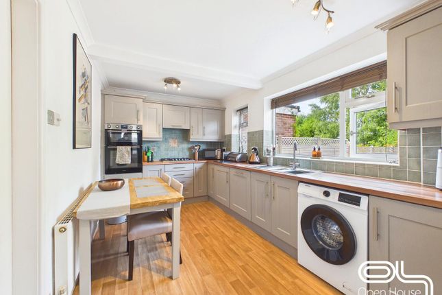 19, Woodstock Road, Stafford photo 3