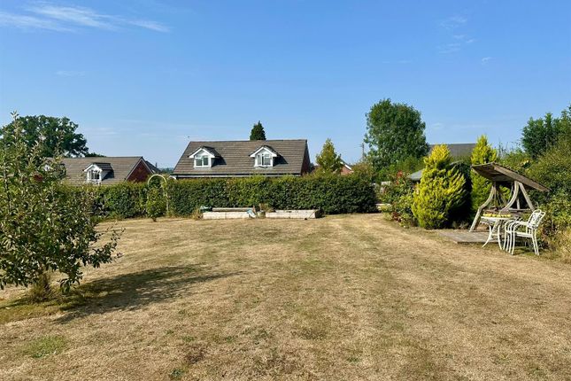 10, Gardiners Oak, Hereford photo 3