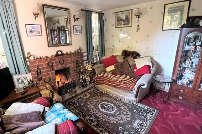 Cottage for sale in Ross Road, Newent