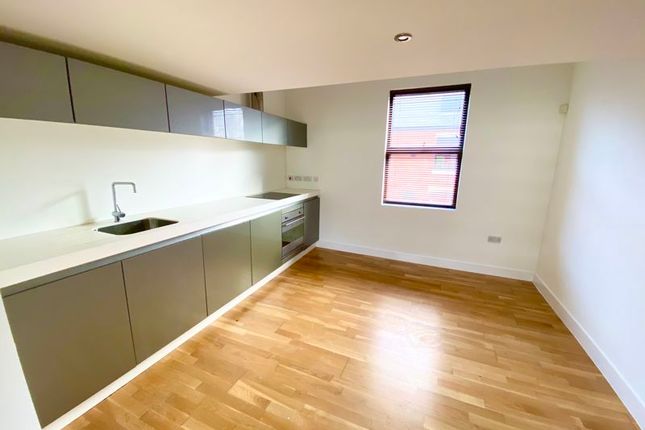 Thumbnail Terraced house to rent in Reservoir Street, Salford