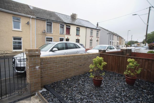 52, Pochin Crescent, Tredegar photo 2