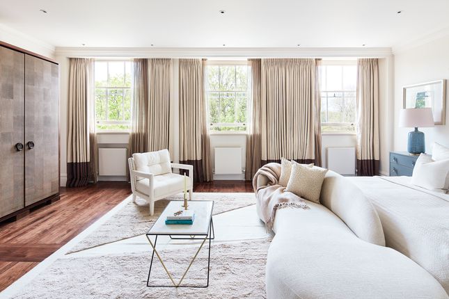 Town house for sale in Chester Terrace, London