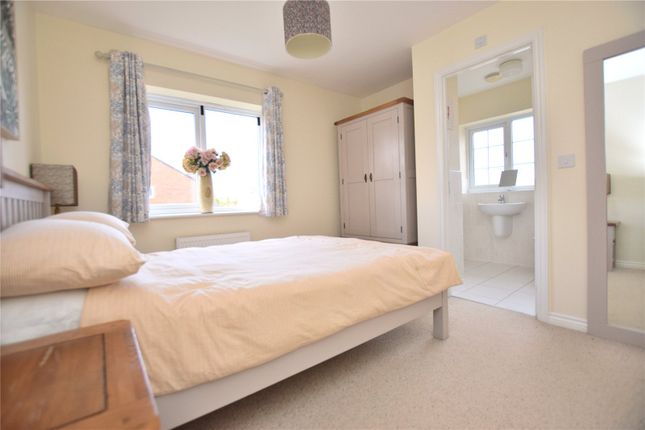 Willow Way, Leeds photo 4