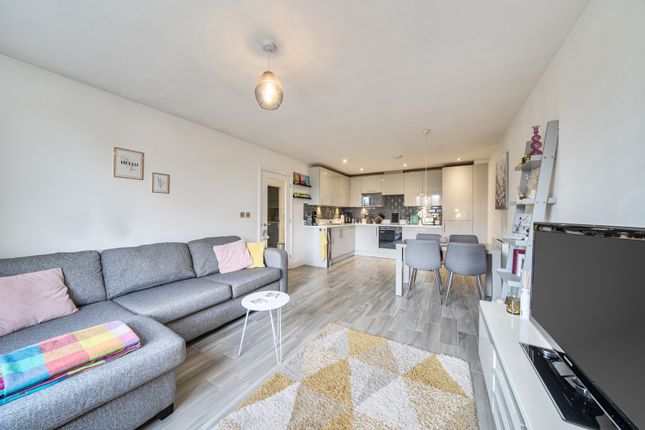 14, The Longroom Apartments, Harefield photo 4
