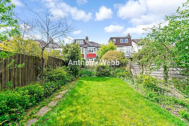 Semi-detached house for sale in Woodland Way, Winchmore Hill