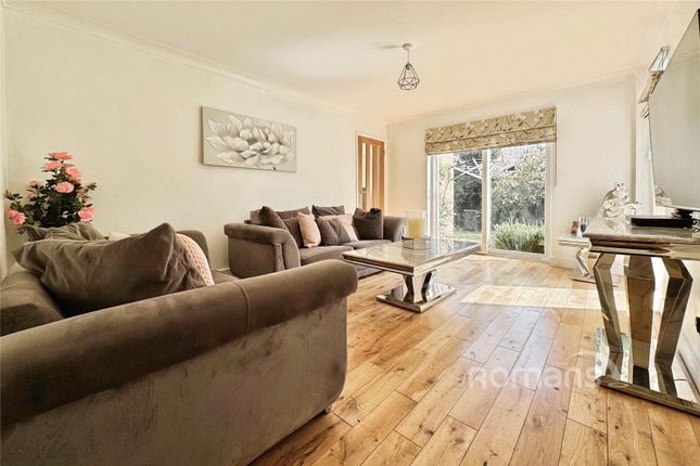 2, Fortrose Close, Sandhurst photo 4