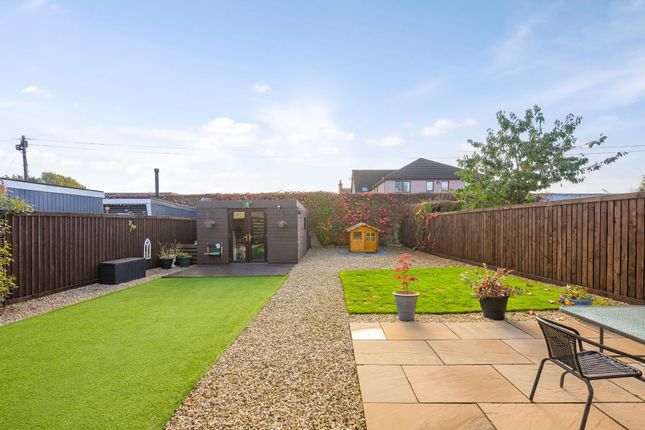 36 Craigbank, Alloa photo 4