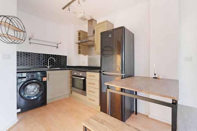 Apartment 81 Coode House, Millsands, Sheffield photo 4
