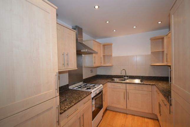 1-bed flat on Flat 1, Metro House 98-122, Green Street, London, £250,000