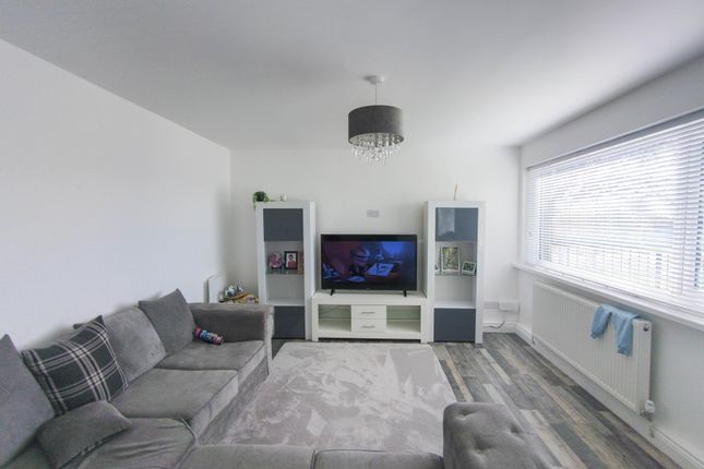 6, Grampian Drive, Peterlee photo 2