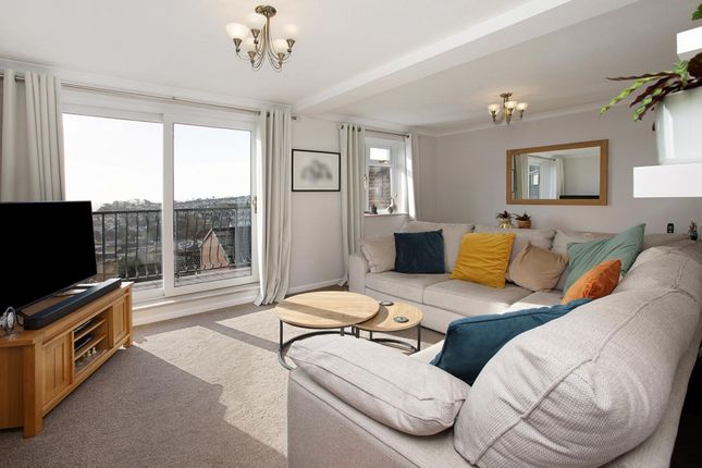 57 Upper Longlands, Dawlish photo 3