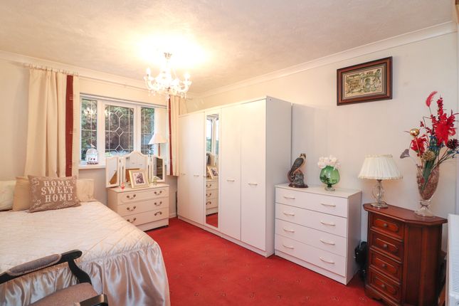 Detached bungalow for sale in Morpeth, Tamworth