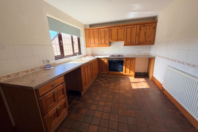 3, Vincent Lane, CHESTERFIELD photo 2