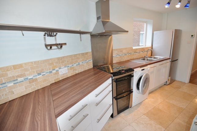 Semi-detached house to rent in Beech Road, Botley