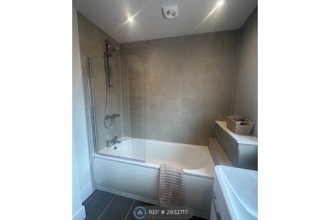 Blackburn Court, Coningsby, Lincoln photo 4