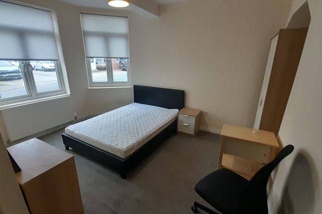6 Bed Room - House Share To Rent 33 Wakefield Road, Normanton Wf6