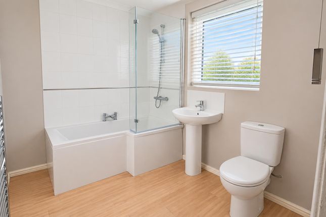 15, Station Road, Colchester photo 4