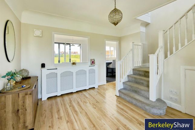 32, Spinney Crescent, Liverpool photo 3
