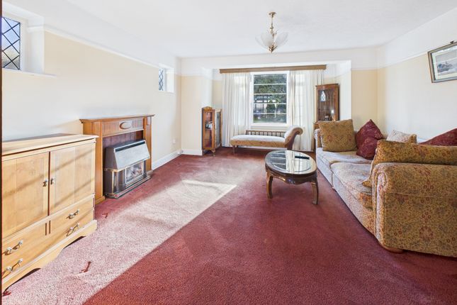 128, Wembdon Hill, Bridgwater photo 3