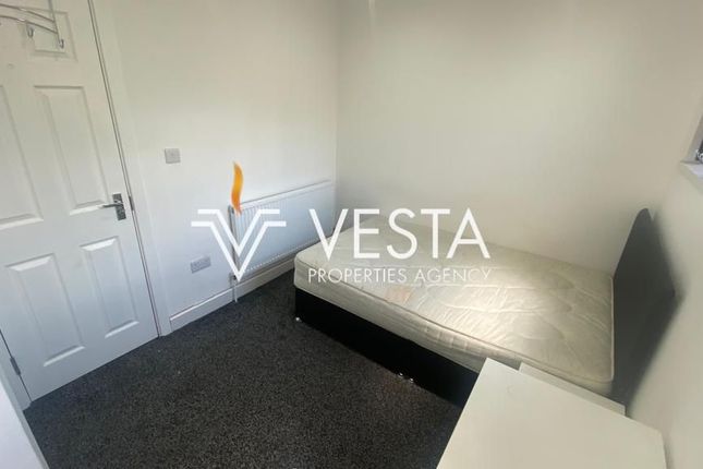 Terraced house to rent in Lower Ford Street, Coventry