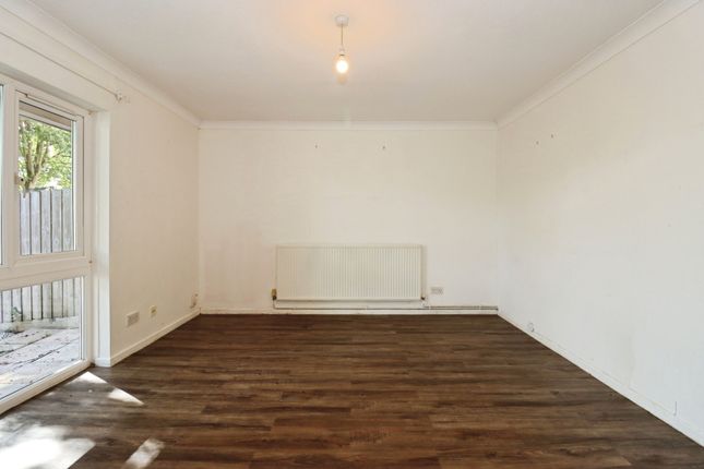 11, Carmarthen Grove, Bristol photo 4