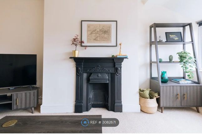 Top Floor Flat, Clifton, Bristol photo 3