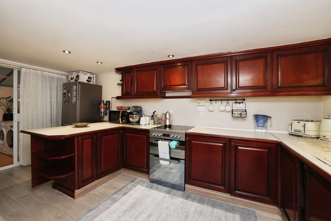 1, Ribble Court, Andover photo 2