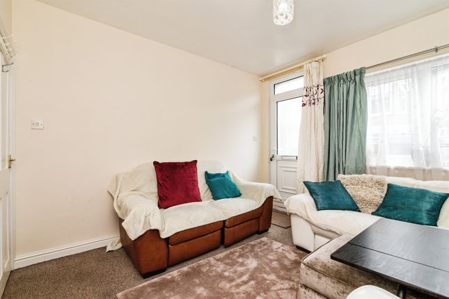 Terraced house for sale in Beaconsfield Road, Lowestoft