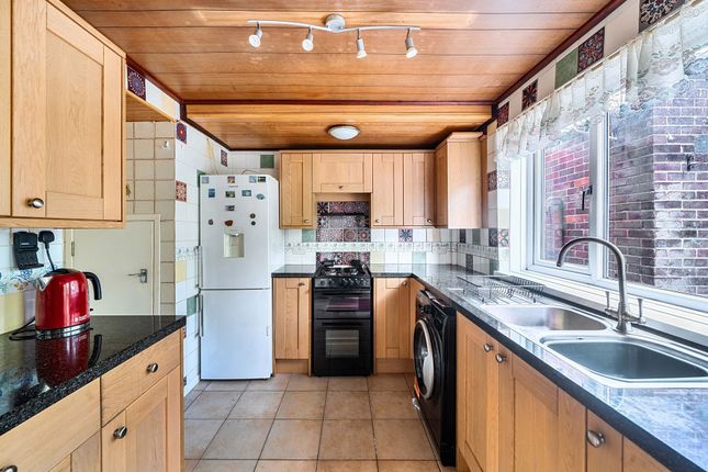 73 Rowlings Road, Winchester photo 3