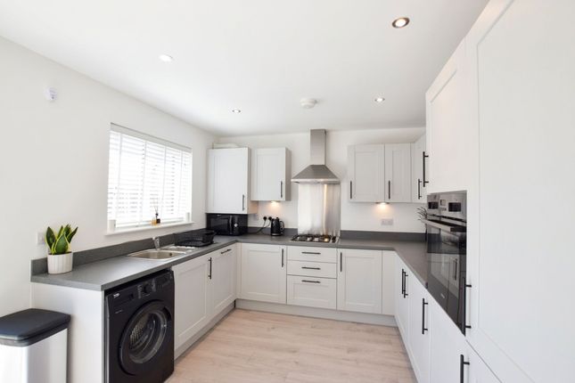 Thistle Way, Newcastle Upon Tyne photo 5