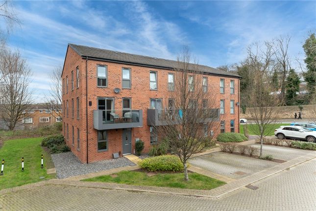 2-bed house on 12, Finchdale Close, West Yorkshire, £220,000