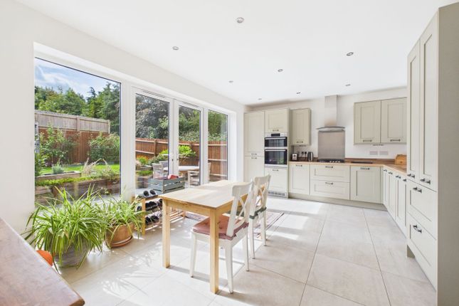 110, Dexter Way, Winscombe photo 3