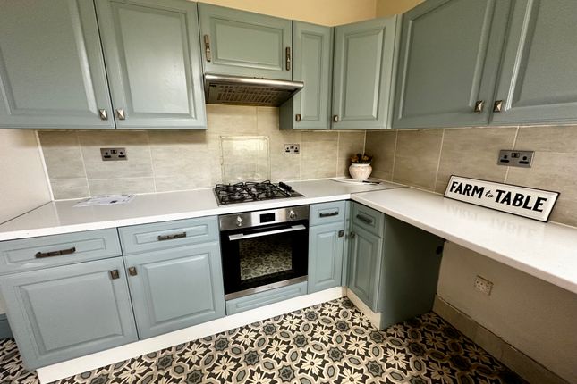 22, Wrightson Avenue, DONCASTER photo 3