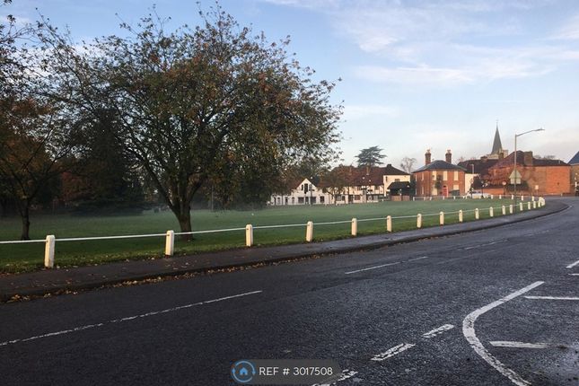 Parkgate, Windsor Lane, Burnham photo 2