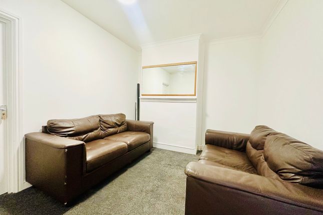 47 Highfield Road, Nottingham photo 4