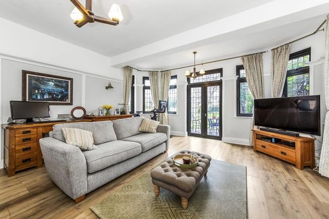 Thumbnail Flat for sale in Brockley Park, Forest Hill, London