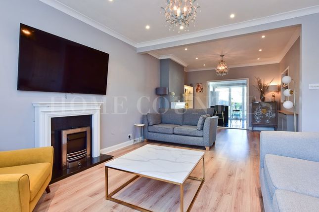 81, Mimms Hall Road, Potters Bar photo 4