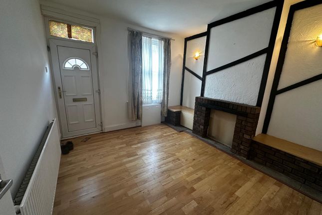 23, St. Peters Road, Luton photo 5