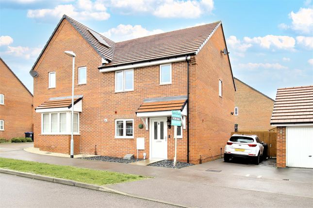 Thumbnail Semi-detached house for sale in Stearn Way, Buntingford