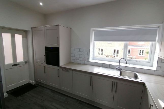 5 Harworth Place, Doncaster photo 3