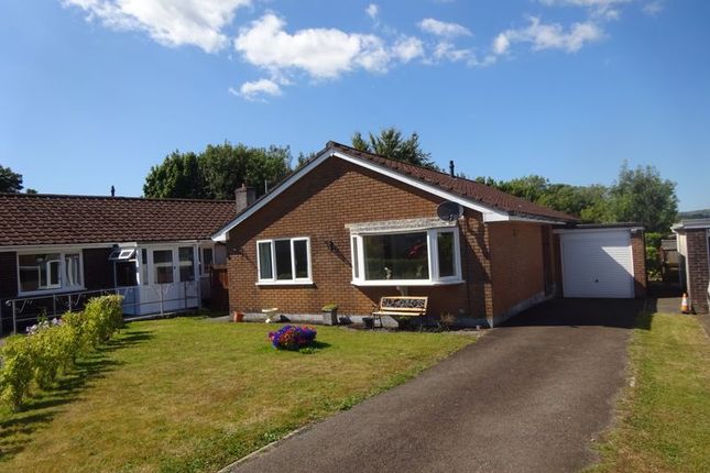 Thumbnail Bungalow for sale in Caradon Heights, Liskeard