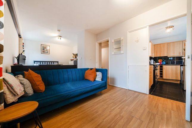 Flat 2, Napier House,, Cooks Road, London photo 2