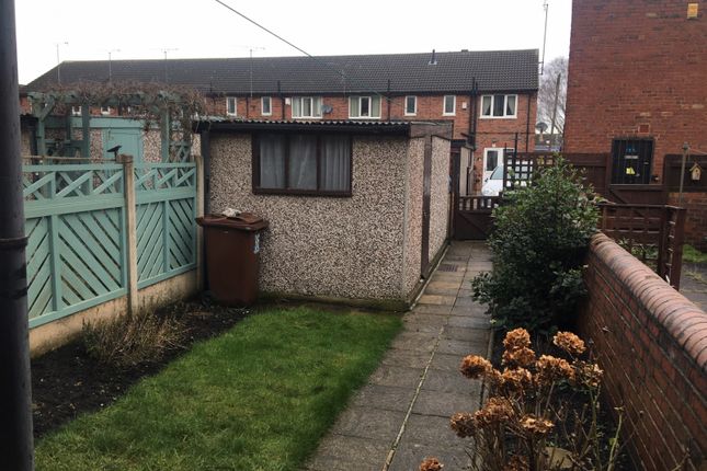 Terraced house to rent in King Street, Normanton