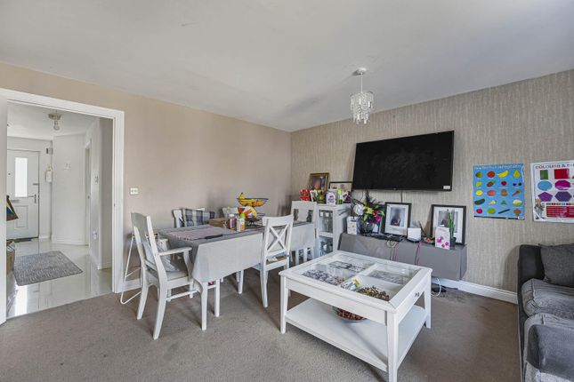 5, Godman Walk, Dartford photo 4