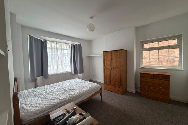 86, Trent Boulevard, Nottingham photo 2