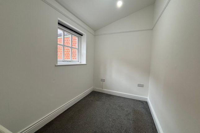 Flat 1, 43 King Street, Great Yarmouth photo 5