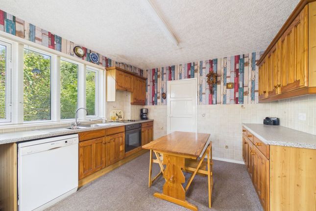 62 Hurst Rise, Matlock photo 3