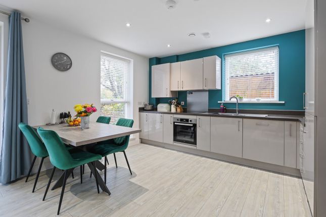 Flat for sale in Gurnell Grove, London