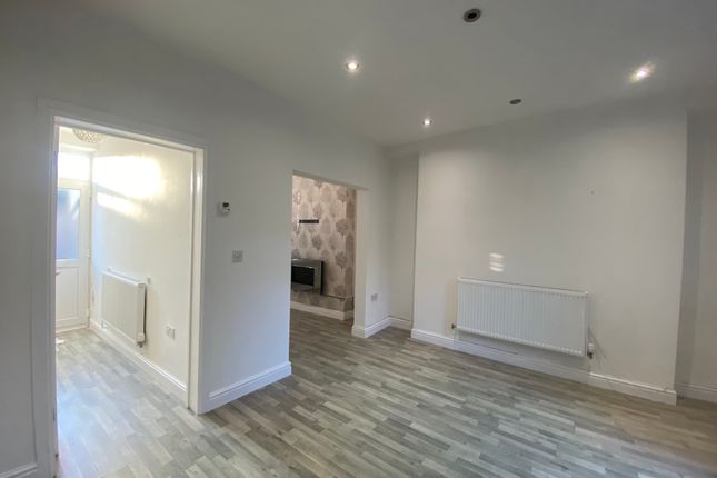 36, BRIDGEND photo 2