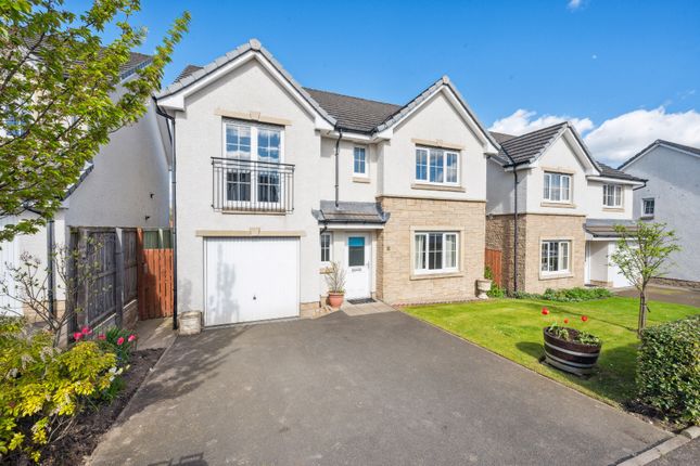 Detached house to rent in Scholars Road, Alloa, Stirling